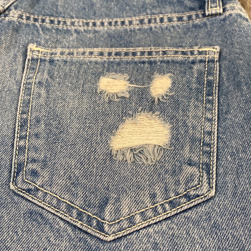 Woman’s junior Arizona cut off Hi-rise shorts size 9 - Picture 10 of 12